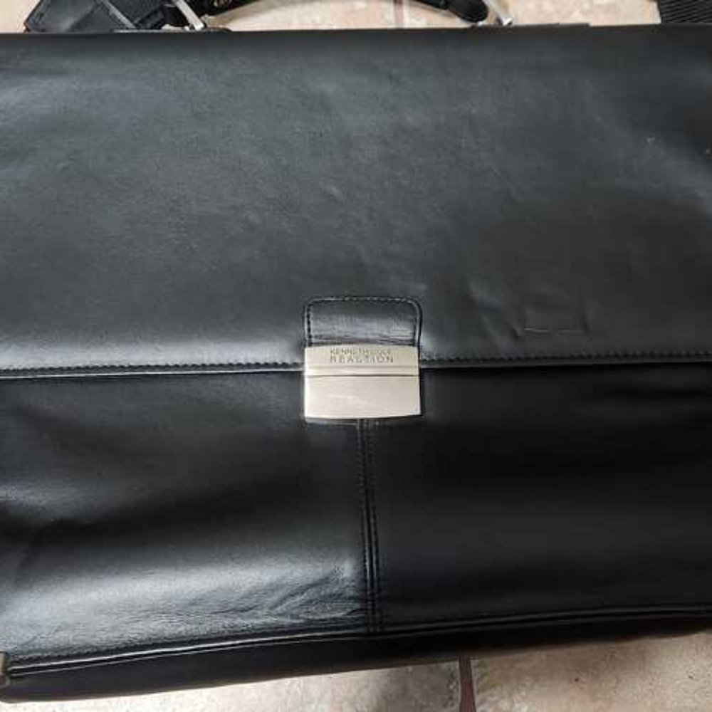 Kenneth Cole Briefcase